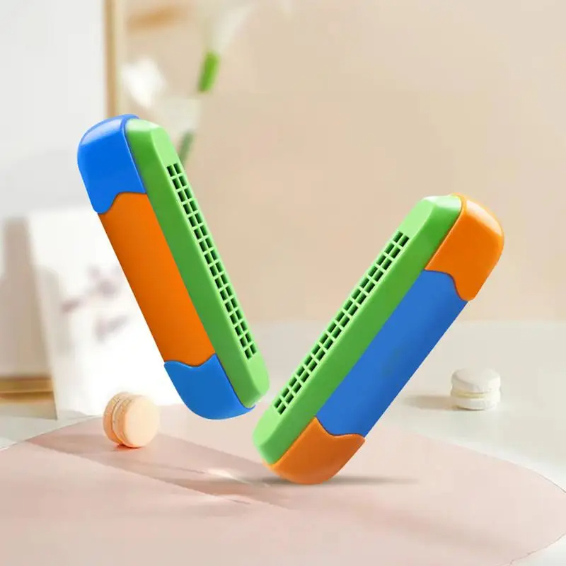 Harmonica 16 trous orange et bleu