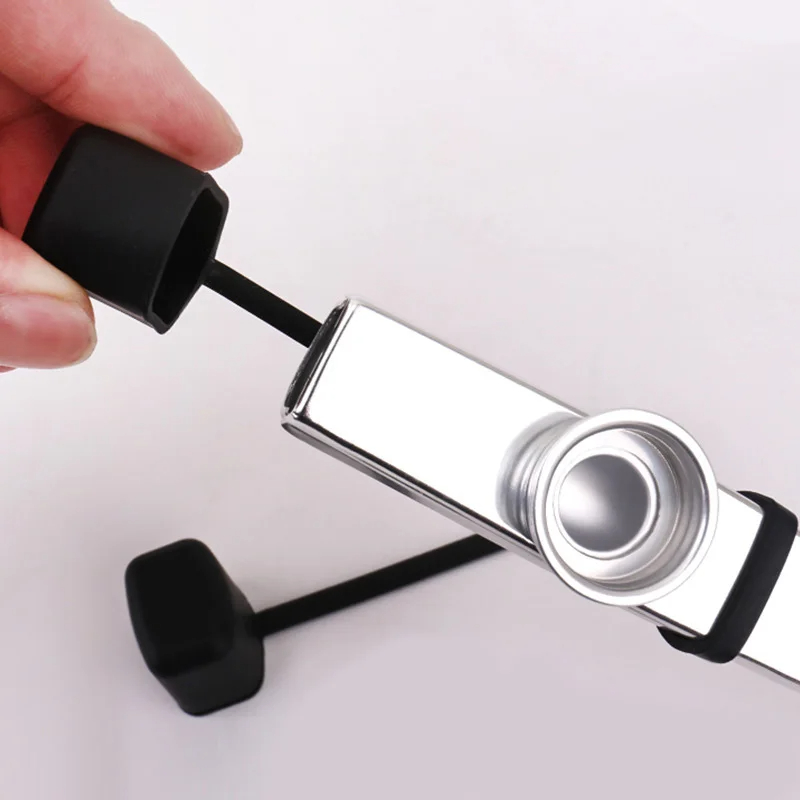 Kazoo en métal avec embouchure en silicone