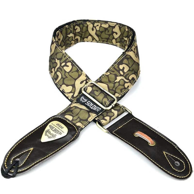 Sangle Guitare à motif Camouflage de couleur Vert