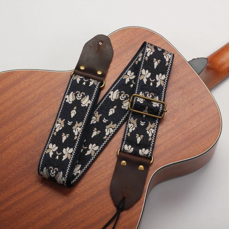 Dettagli completi della Cinghia per Chitarra Vintage con Motivo Floreale Barocco