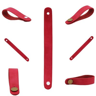 Dettagli del supporto per tracolla di chitarra - Modello in pelle rossa