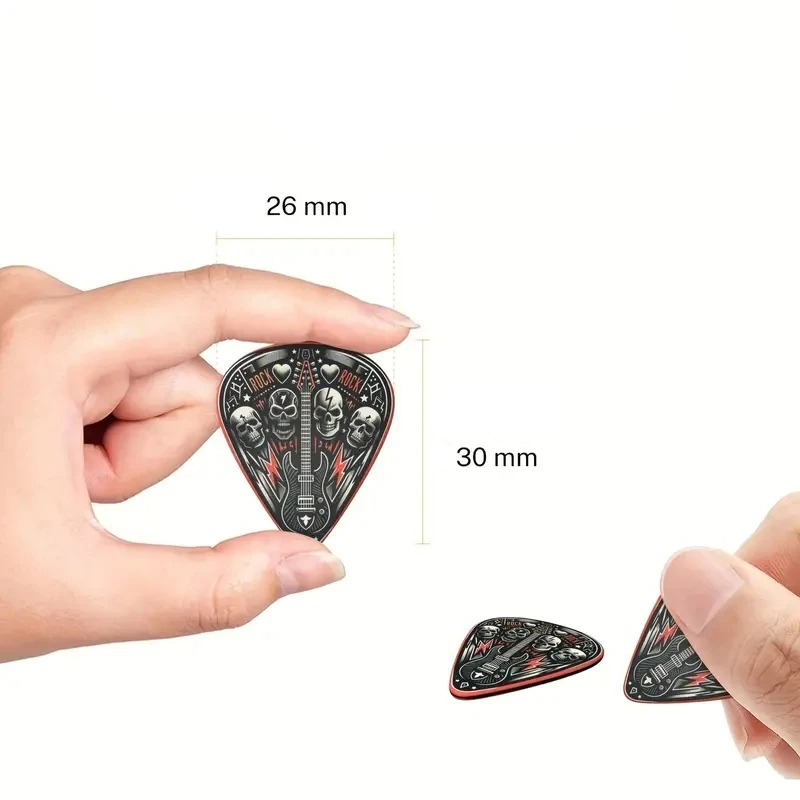 Dimensioni del Set di 6 Plettri Testa di Morto Hard Rock in 3 taglie con Porta Plettri incluso