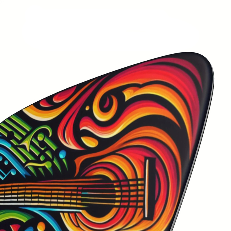 Dettaglio del Set di 6 Plettri per Chitarra Colorati Psichedelici - 3 dimensioni - porta plettri incluso