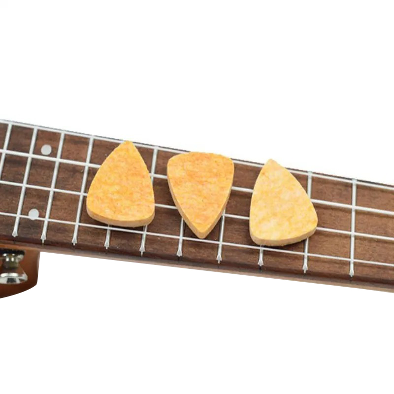Set di 4 plettri in feltro morbido colorati per Ukulele di colore giallo