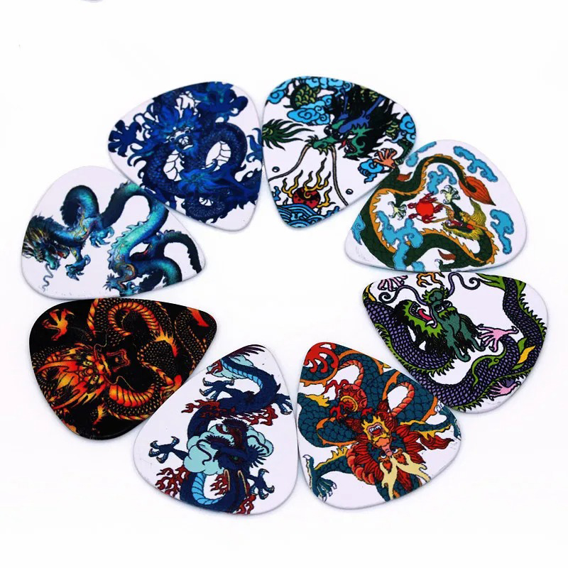 Vue complète du Lot de 10 Médiators à motifs Dragon