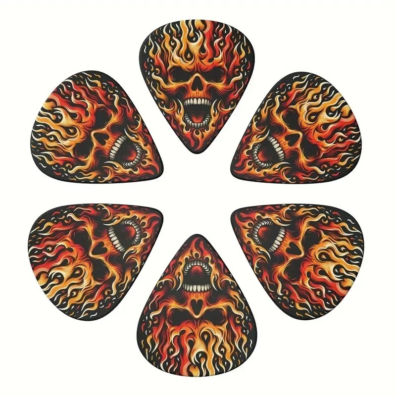 Dettagli del Set di 6 Plettri Testa di Teschio Heavy Metal - 3 Misure con Porta Plettri incluso