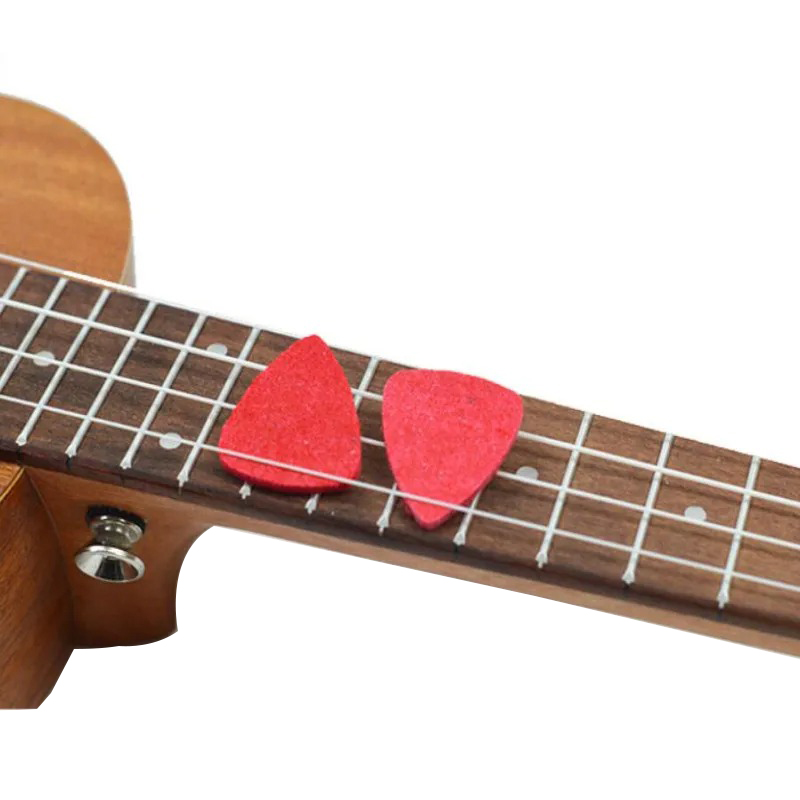 Set di 4 plettri in feltro morbido colorati per Ukulele di colore rosso