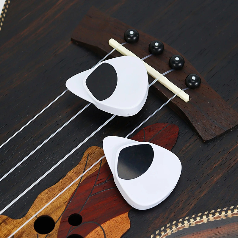 Vue Arrière Accordeur Médiator 2-en-1 – Tuner Tempérament 12 Tons pour Guitare & Ukulélé