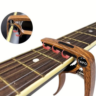 Capotasto Universale per Chitarra con - Estrattore & Plettro Inciso - Modello Grip Preciso
