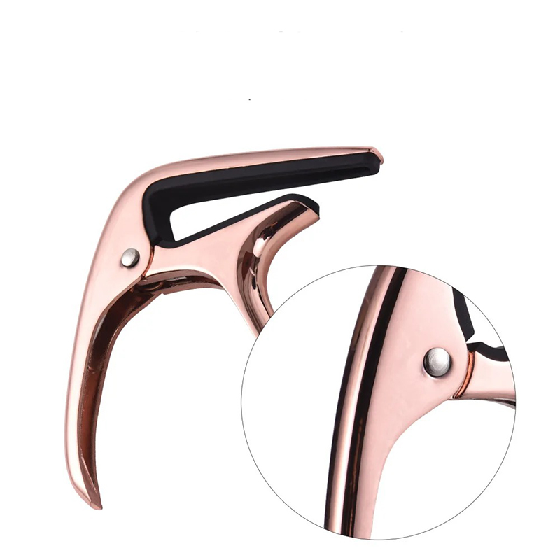 Vista dettagliata Capotasto Universale per Chitarra in Metallo - Colori Premium (Nero, Oro, Argento, Rosa Oro)