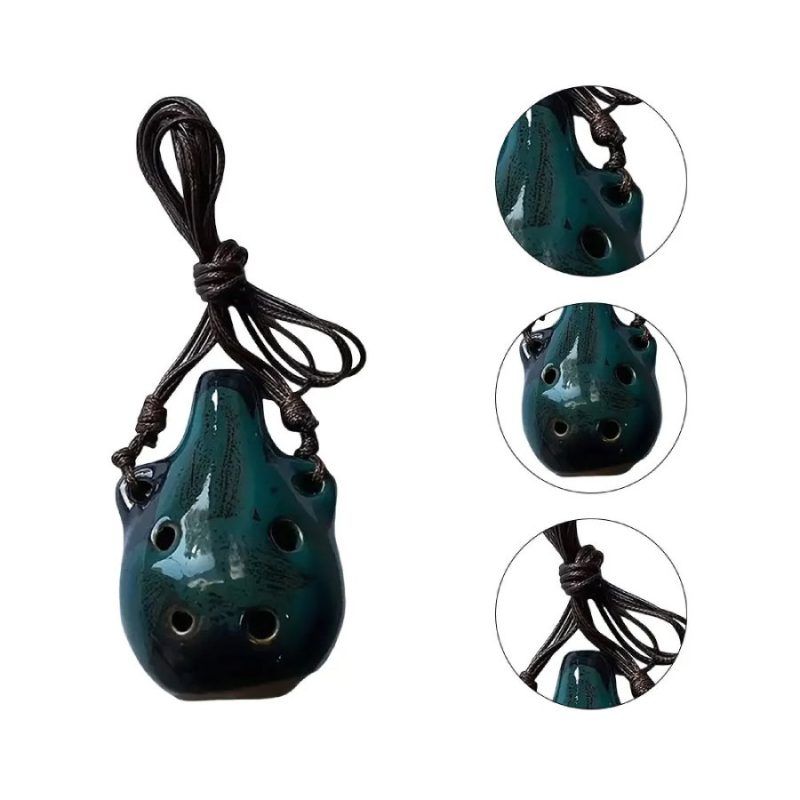Vista dettagliata di un'Ocarina in Ceramica Miniatura - Pendente Musicale a 6 Fori