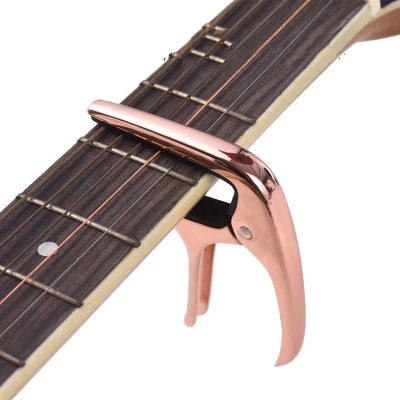 Vista generale Capotasto Chitarra Universale Metallo - Colori Premium (Nero, Oro, Argento, Rosa Oro)