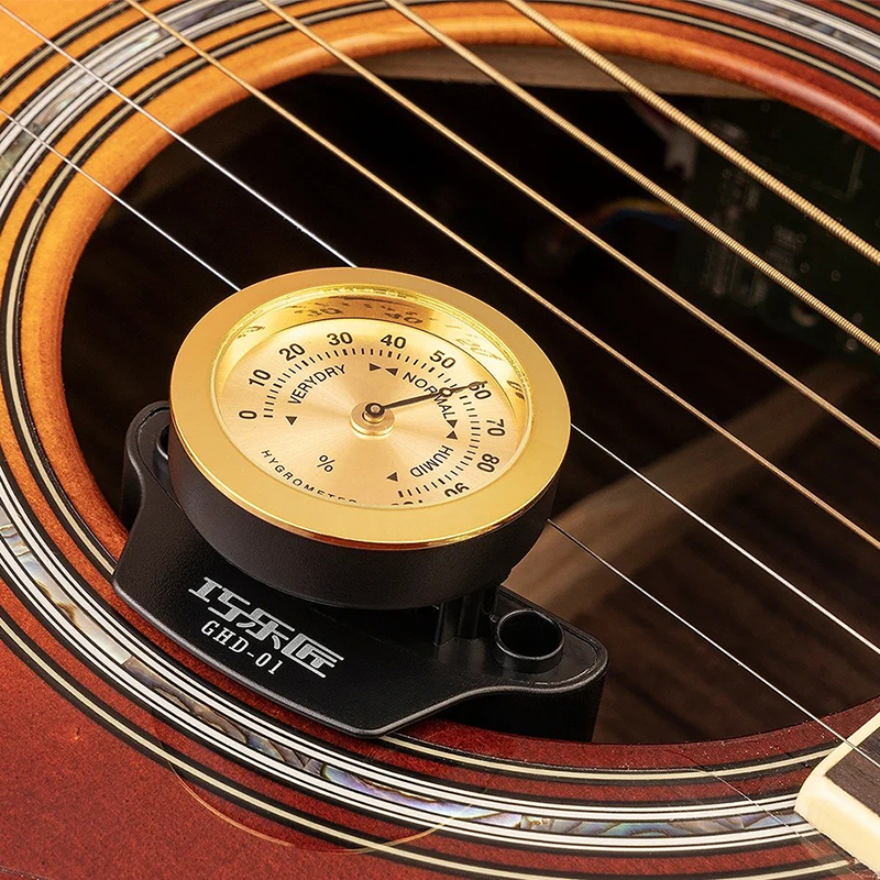 Umidificatore e Igrometro 2-in-1 per Chitarra