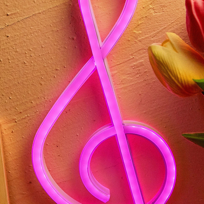 Vista dettagliata Luce Notturna a Neon a Forma di Nota Musicale LED - Nota Musicale Luminosa USB o a Batterie