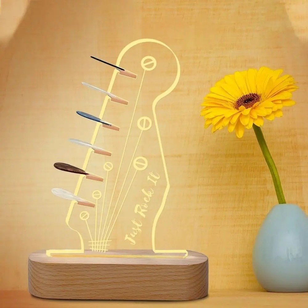 Luce notturna LED a forma di chitarra Just Rock It con supporto luminoso per plettri su base di legno