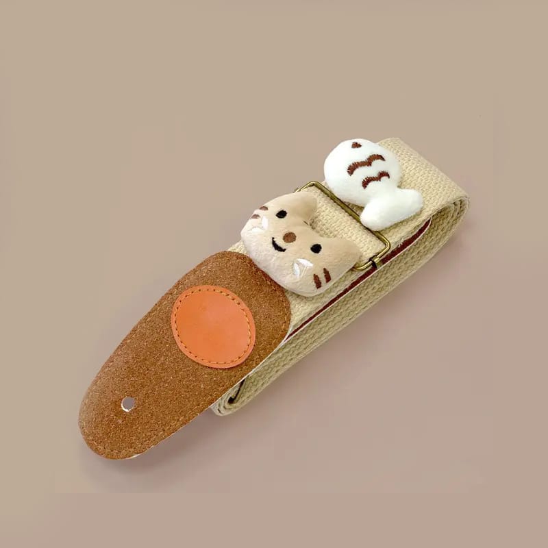 sangle de guitare enfant beigne avec figurine chat et poisson